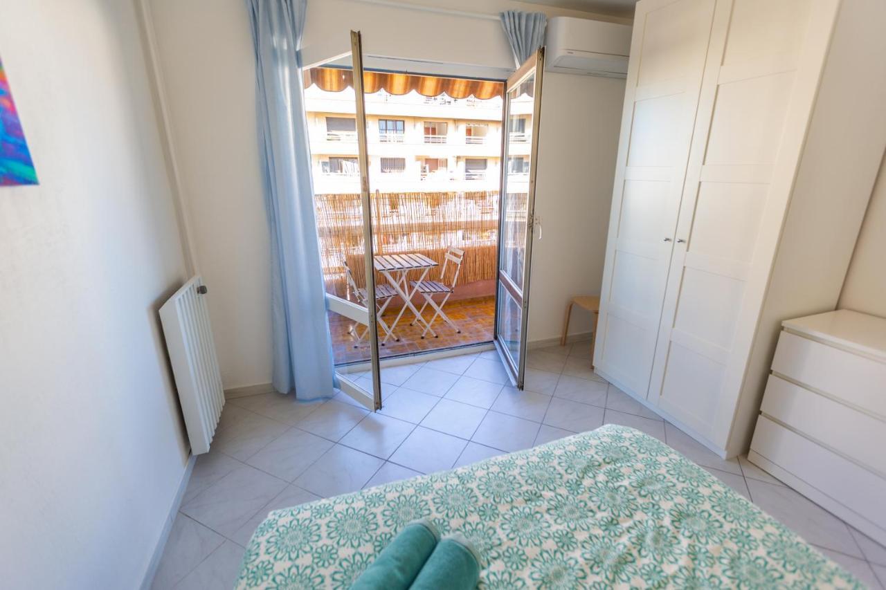 Ferienwohnung Superbe 100M2 - 2 Balcons - Proche Gare - Climatise Marseilles Exterior foto